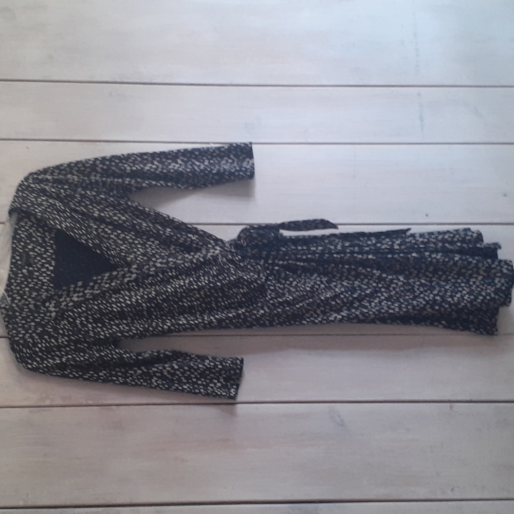 ANN TAYLOR, DRESS - Picture 2 of 4